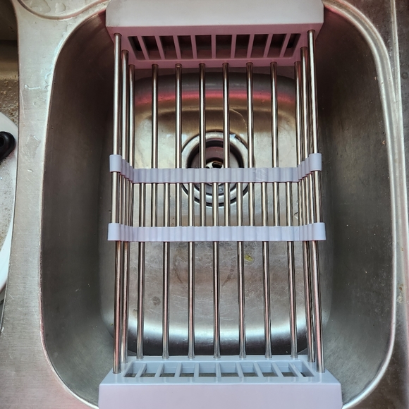 Hoshen Kitchen Square Sink Retractable Drain Rack, Stainless Steel Drain Basket - Picture 2 of 6